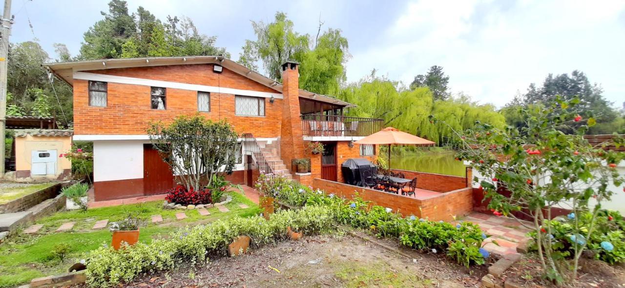 Hacienda Moncora Cabana Lago P 1 El Rosal Eksteriør billede