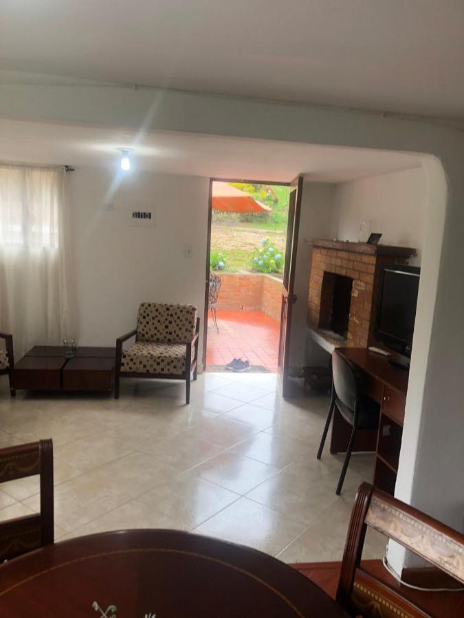 Hacienda Moncora Cabana Lago P 1 El Rosal Eksteriør billede